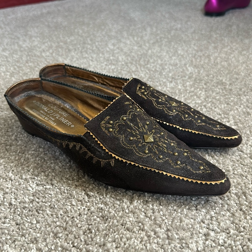Donald J Pliner Couture Suede Mules